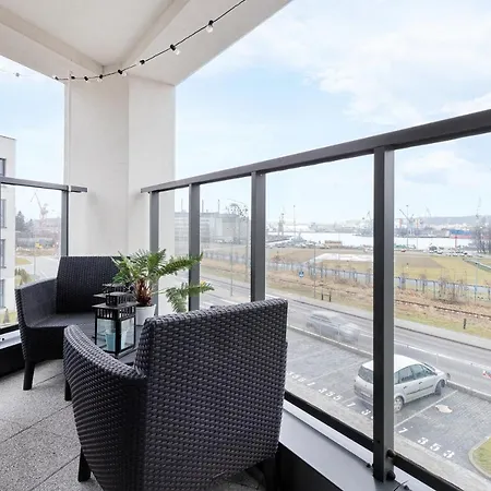 Lux Family Apartment Nadmorskie Tarasy By Noclegi Renters Gdynia Exterior photo